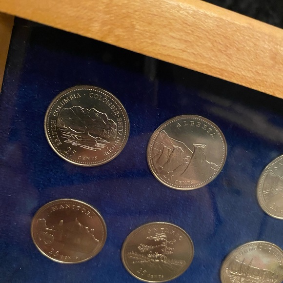 Canada's 125th Anniversary Commemorative 12-Coin Set (1867 - 1992) - Picture 2 of 5